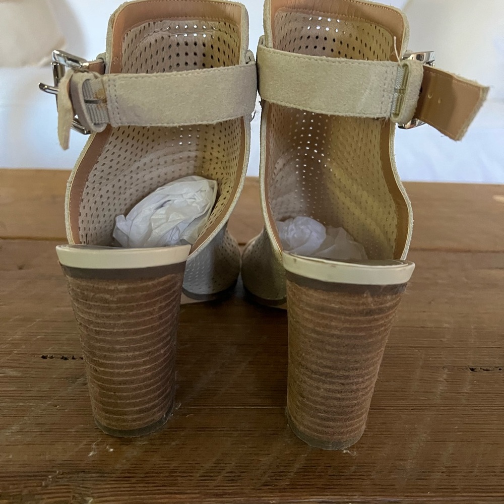 Sam Edelman Size 8.5 Chunky Heel Sandal - Picture 2 of 5